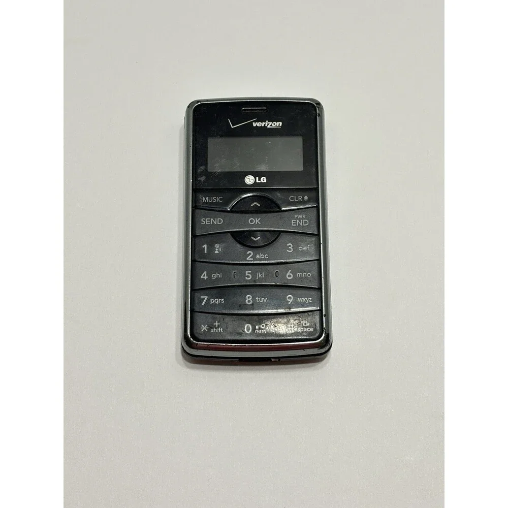 LG enV2 / Envy II VX9100 - Black and Silver ( Verizon ) Rare Cellular Phone